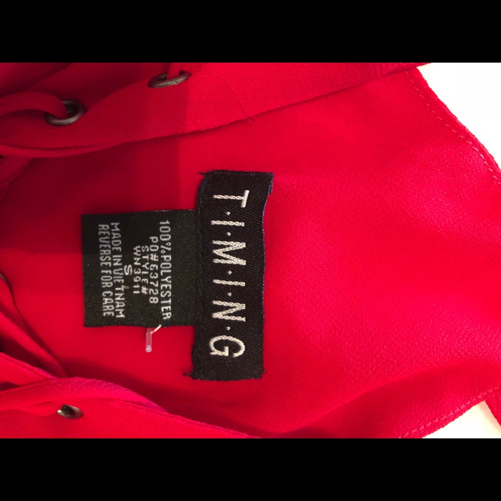 Red blouse - Picture 2 of 3